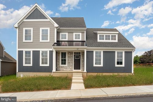 107 Sparrow Ln, ELIZABETHTOWN, PA, 17022-9368 | Card Image