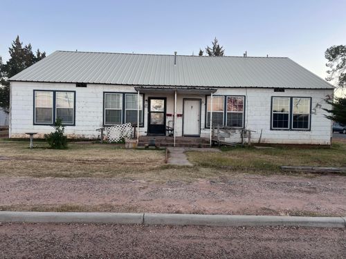 516 N Avenue F, Denver City, TX, 79323-2744 | Card Image