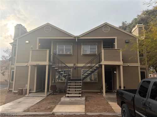 4684 Krissylouise Way, Las Vegas, NV, 89121-7586 | Card Image