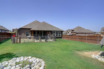 501 Hillside Drive, House other with 3 bedrooms, 2 bathrooms and null parking in Justin TX | Image 3