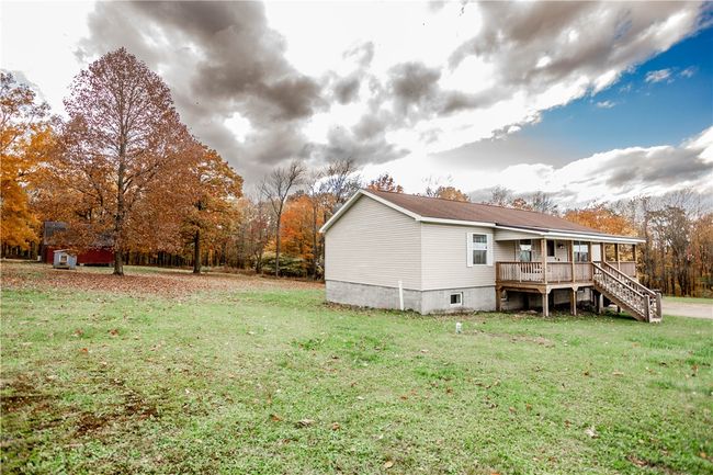 381 Lynx Ln, House other with 3 bedrooms, 2 bathrooms and null parking in Vintondale PA | Image 4