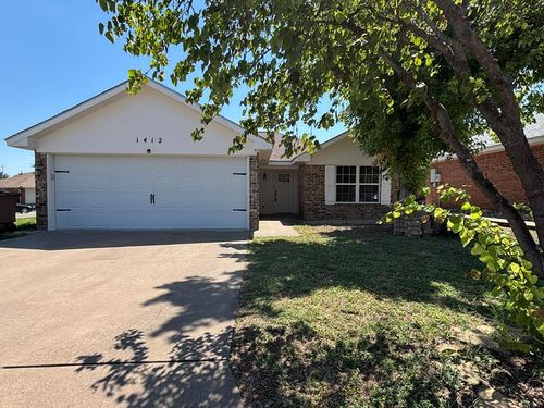 1412 Gregory Dr, San Angelo, TX, 76905-4212 | Card Image