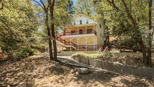 24071 Fern Glen Ln, Crestline, CA, 92325-9582 | Card Image