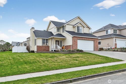 2301 23rd Street, Anacortes, WA, 98221 | Card Image