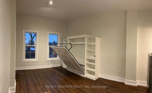 8-154 James St N, Hamilton, ON, L8R2K7 | Card Image