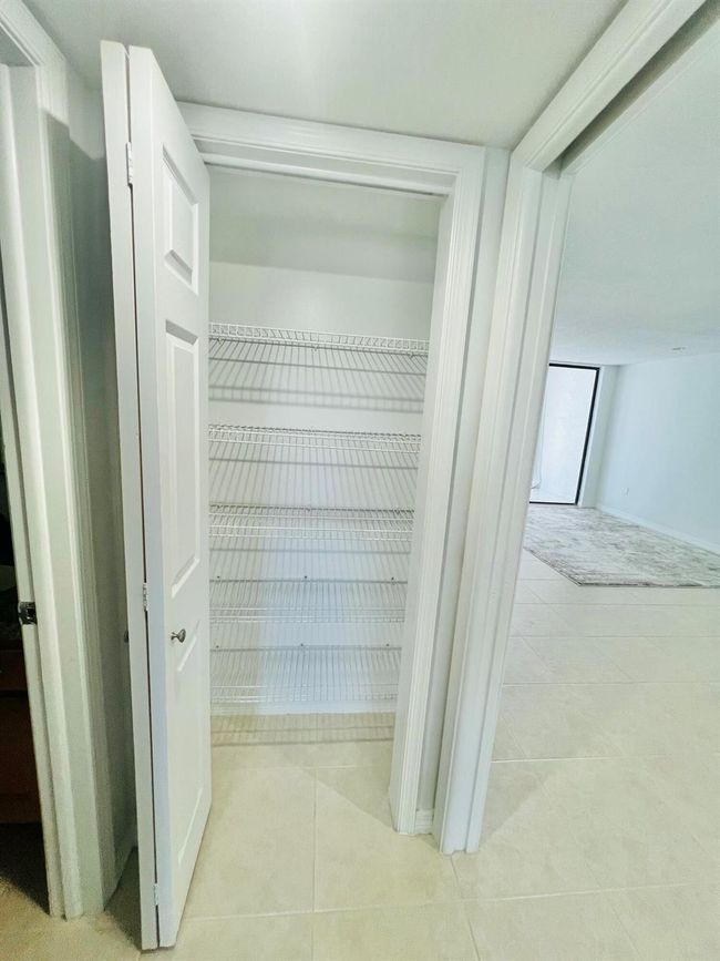APT-208 - 4236 Deste Ct, Condo with 1 bedrooms, 1 bathrooms and null parking in Lake Worth FL | Image 11