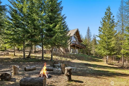2262 Stone Ridge Dr, Cle Elum, WA, 98922-8689 | Card Image