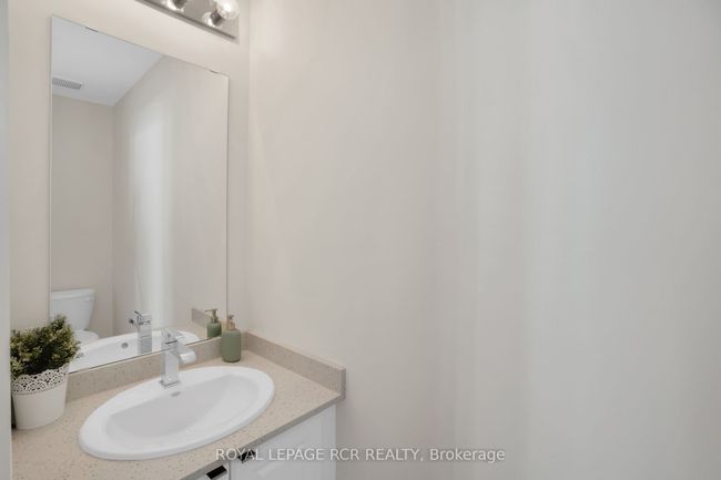 9 Bru Lor Lane, House attached with 3 bedrooms, 4 bathrooms and 1 parking in Orillia ON | Image 13