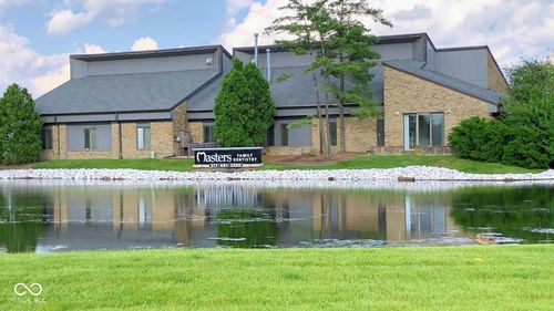 b8-5170 Commerce Cir, Indianapolis, IN, 46237-9744 | Card Image