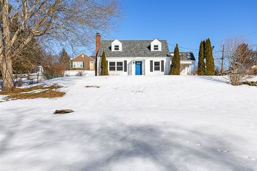 26 Country Hill Rd, Cumberland, RI, 02864-4702 | Card Image