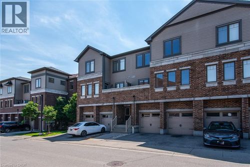 h-3-70 Willowrun Dr, Kitchener, ON, N2A0J3 | Card Image
