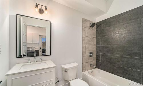 apt-102-1533 Ash St, Detroit, MI, 48208-2928 | Card Image