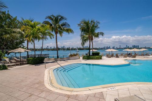 apt-313-910 West Ave, Miami Beach, FL, 33139-5236 | Card Image