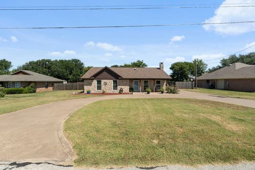 6420 Circo Dr, Granbury, TX, 76049-5259 | Card Image