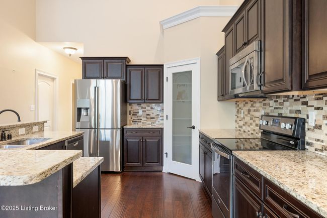 4103 Hayden Kyle Ct, Condo with 4 bedrooms, 4 bathrooms and null parking in Prospect KY | Image 15
