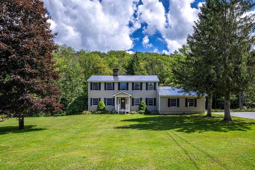6694 Vt Route 11, Londonderry, VT, 05148-9753 | Card Image