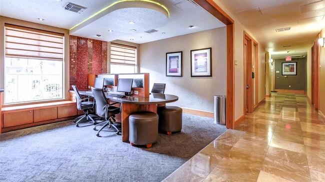 Business Center | Image 35