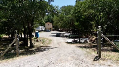 2828 Preston Rd, Denison, TX, 75020-0694 | Card Image