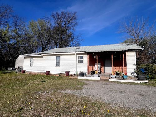 31 W 8th St, Kiowa, OK, 74553 | Card Image