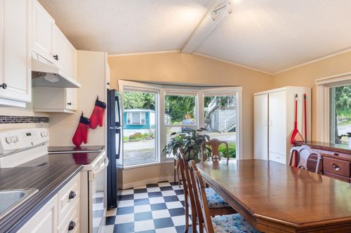 20-1416 North Rd, Gibsons, BC, V0N1V1 | Card Image