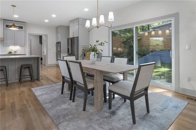 3899 Carlton Dr, House other with 4 bedrooms, 4 bathrooms and 2 parking in Chamblee GA | Image 28