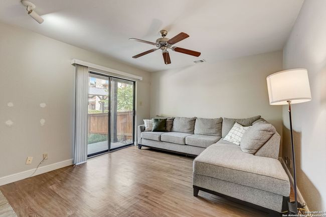 APT-604 - 2718 Old Field Dr, Condo with 2 bedrooms, 3 bathrooms and null parking in San Antonio TX | Image 8