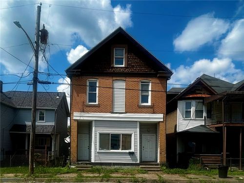 1411 Walnut Ave, Monessen, PA, 15062-1724 | Card Image