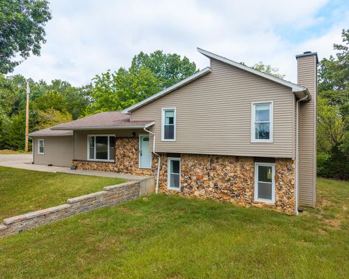 205 W Akeman Bridge Rd, COLUMBIA, MO, 65202-7991 | Card Image