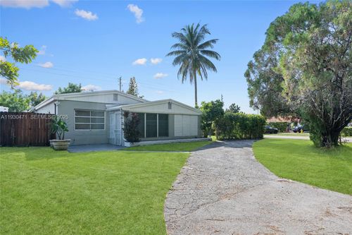 1300-1300 Ne 183rd St, North Miami Beach, FL, 33179-4832 | Card Image