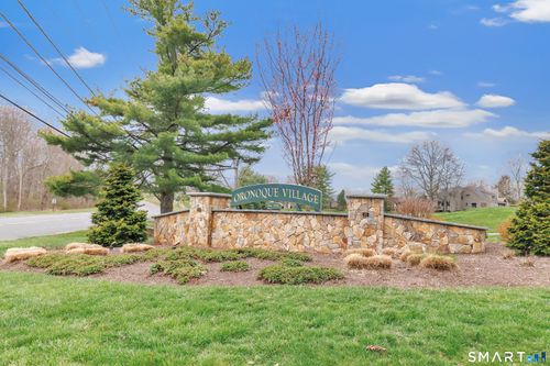 638A Onondaga Ln, Stratford, CT, 06614-8373 | Card Image