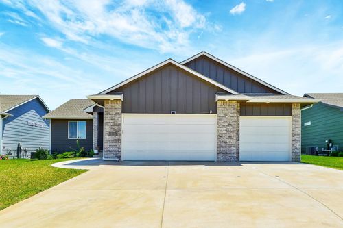 3155 E Reiss St, Park City, KS, 67219-4662 | Card Image