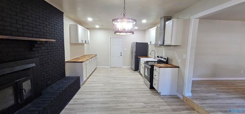 812 Tupelo Pike, Scottsboro, AL, 35768-3906 | Card Image