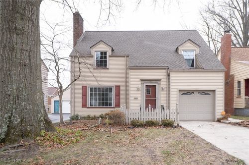 452 W Midlothian Blvd, Youngstown, OH, 44511-3260 | Card Image