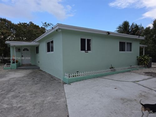 700 Sw 28th Ter, Fort Lauderdale, FL, 33312-2163 | Card Image