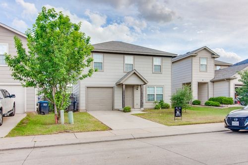 1512 Sierra Estate Trl, Fort Worth, TX, 76119-2675 | Card Image