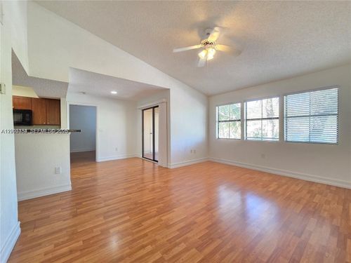 502-15650 Sw 105th Ln, Miami, FL, 33196-4539 | Card Image