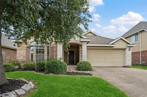 10515 Devinwood Dr, Baytown, TX, 77523-6770 | Card Image
