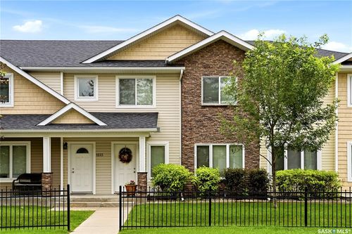 1237 Grey St, Regina, SK, S4T1G7 | Card Image