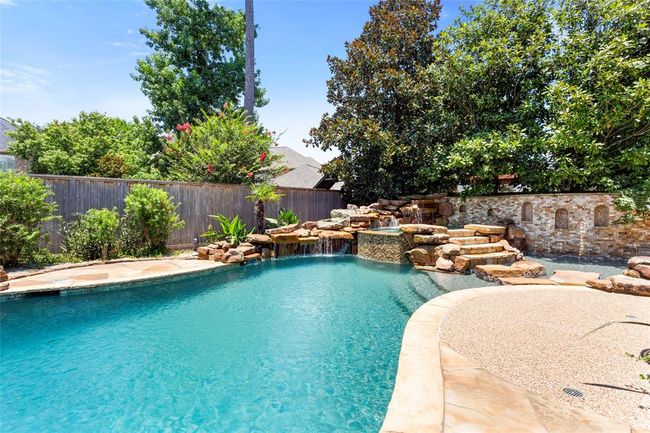 12902 Tamarack Bend Ln, House other with 4 bedrooms, 5 bathrooms and 3 parking in Humble TX | Image 40