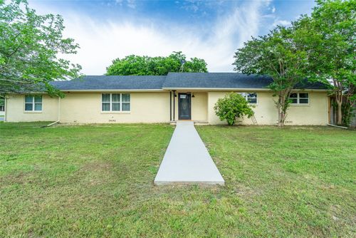 806 N Poplar St, Leonard, TX, 75452-2359 | Card Image