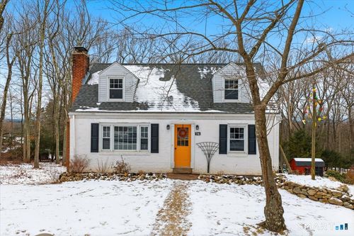 74 Overlook Dr, Manchester, CT, 06042-3408 | Card Image