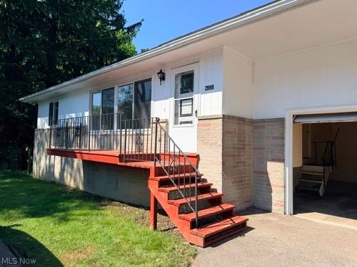 2888 Morewood Rd, Fairlawn, OH, 44333-3575 | Card Image