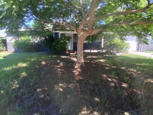 8825 113th St, SEMINOLE, FL, 33772-3630 | Card Image