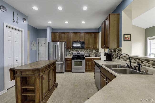 2233 Fox Chase Rd, House other with 4 bedrooms, 3 bathrooms and null parking in Lake View NY | Image 10