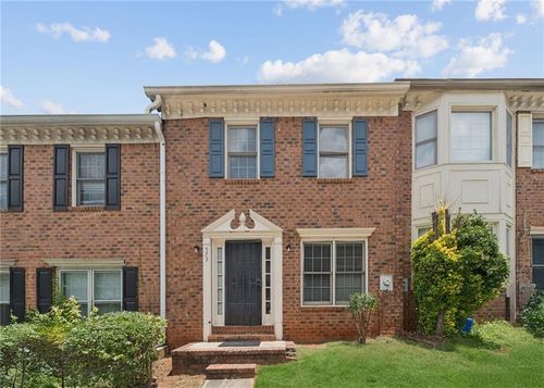 573 Hambrick Sq, Stone Mountain, GA, 30083-4291 | Card Image