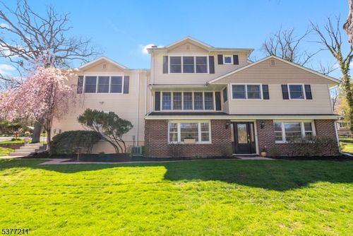 22 Lakeview Ter, Watchung, NJ, 07069-6303 | Card Image