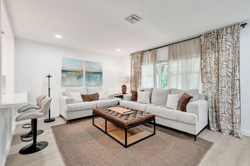 207 Salisbury I, West Palm Beach, FL, 33417-1971 | Card Image