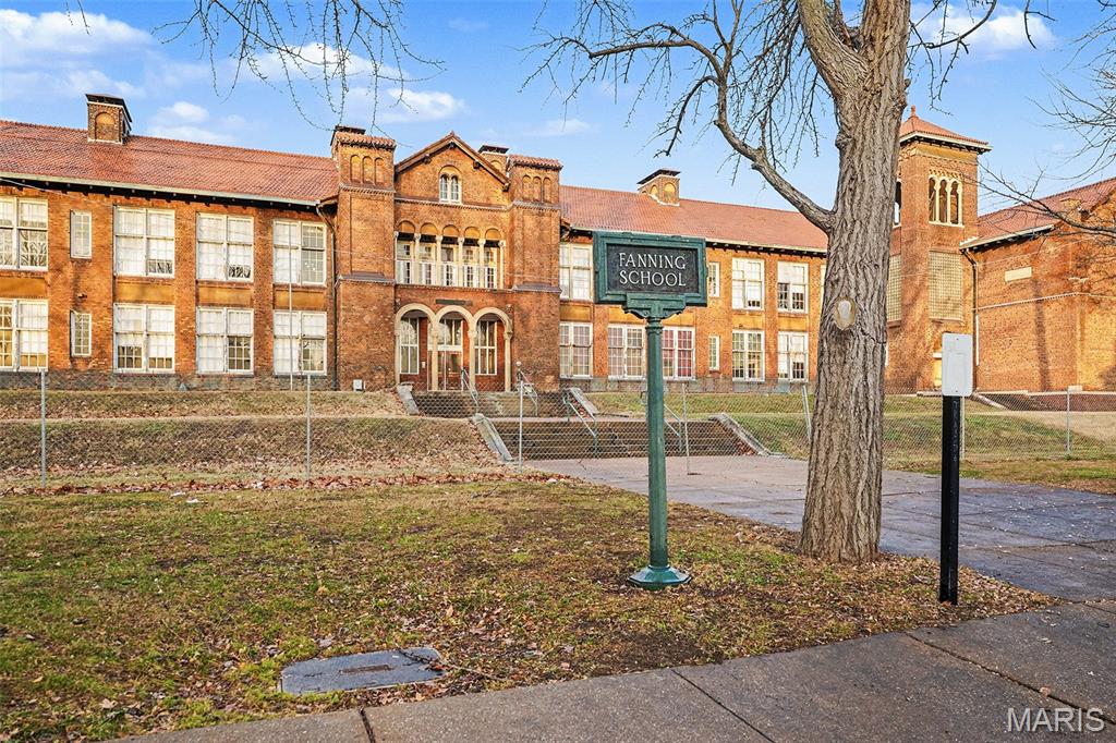 Commercial Sale in St Louis 2