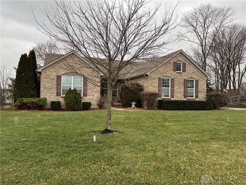 6535 Tree View Dr, Liberty Twp, OH, 45044-9381 | Card Image