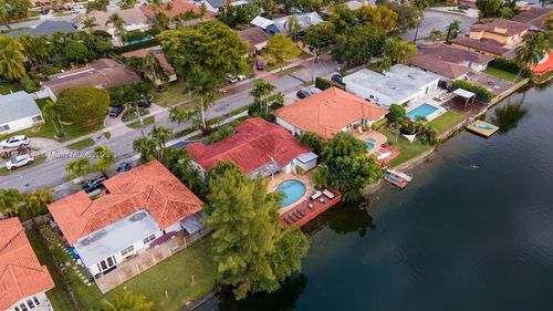 21250 Ne 23rd Ave, Miami, FL, 33180-1006 | Card Image